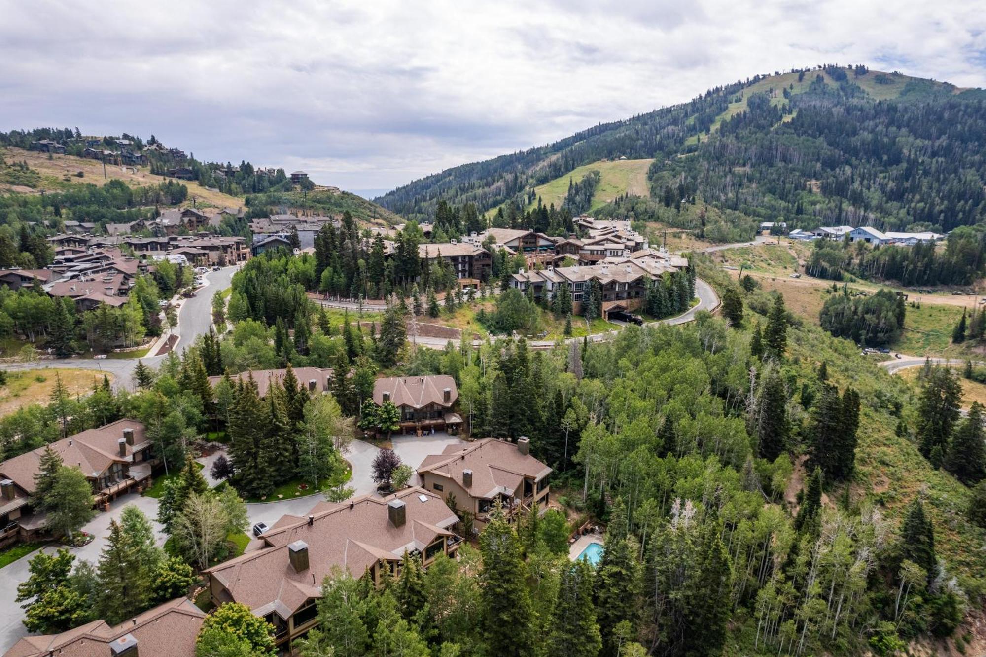 Deer Valley Little Belle Ultimate Ski Getaway, Sleeps 14, Luxury Design, Private Hot Tub, Park City Exterior photo